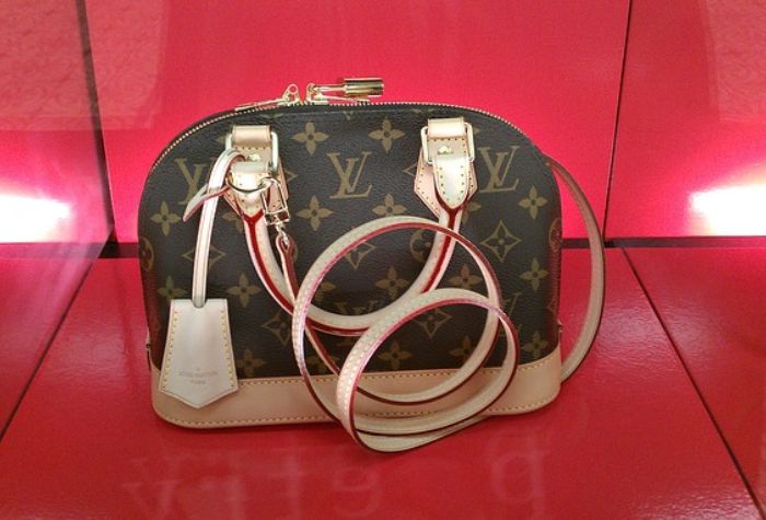 Search Thumbnail for Calif. Court Affirms Louis Vuitton Class Action Waivers