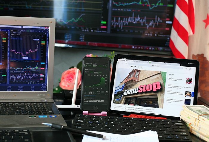 Search Thumbnail for ‘SEC’ Gamification Study Ups Reporting Threat for Online Brokers
