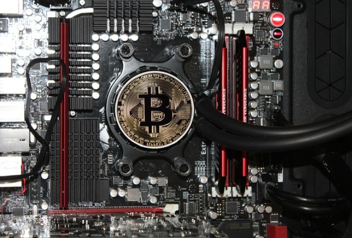 Search Thumbnail for Blockchain Technology: Inevitable Disruption or Inflated Hype